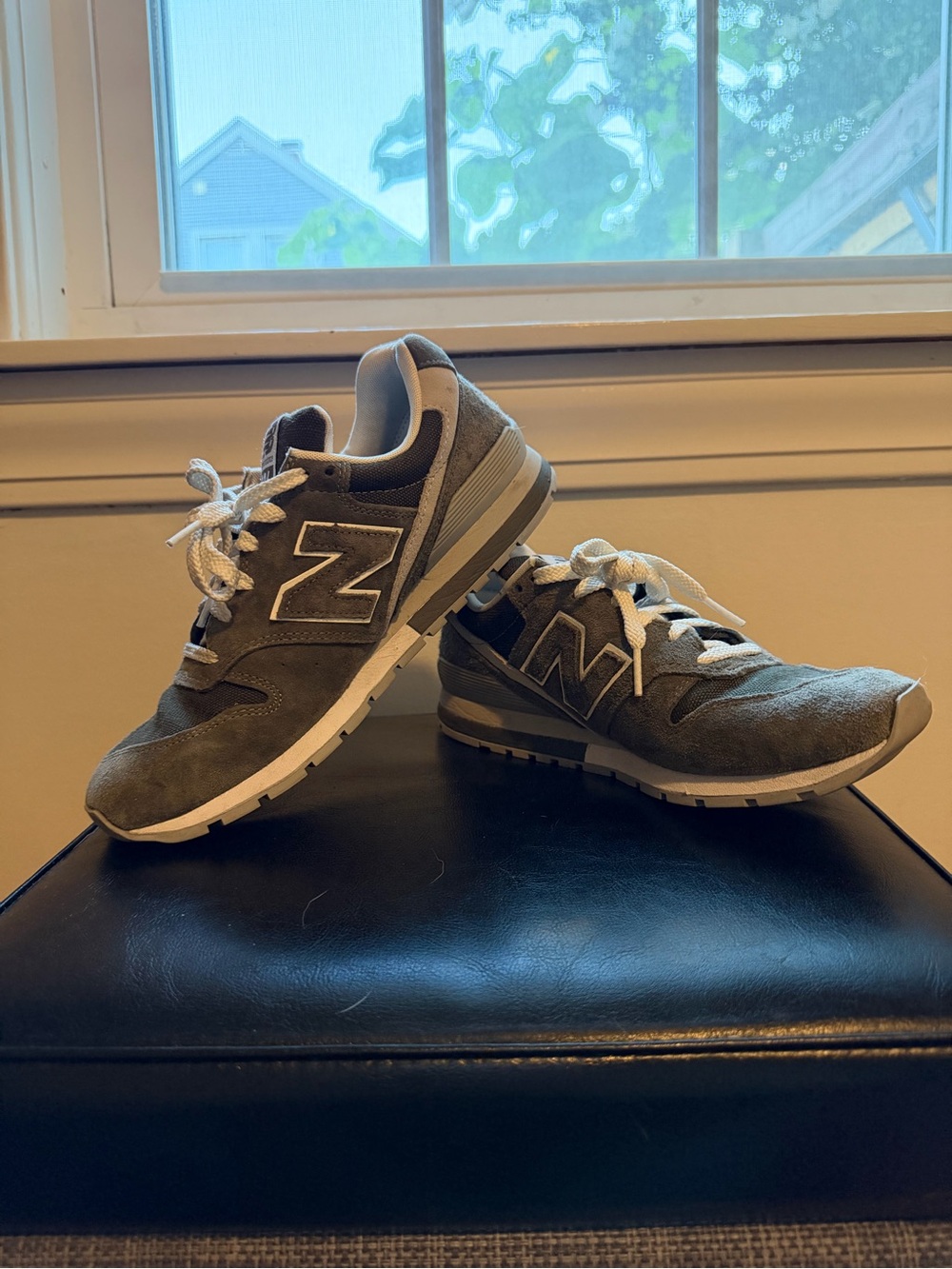 New Balance 996 Khaki Green Suede & Mesh - Picture 2 of 5